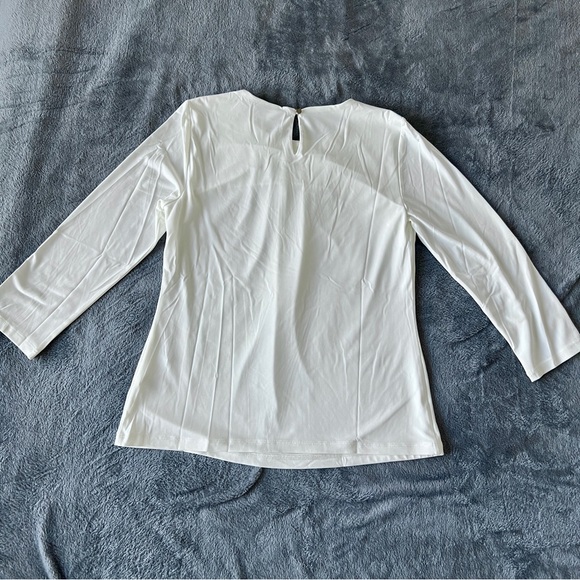 ✨Calvin Klein White Women's Blouse - Picture 7 of 9